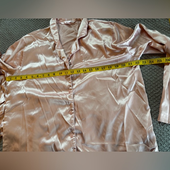 Vintage (2003) Victoria’s Secret pink long sleeve pajamas. - Picture 7 of 15